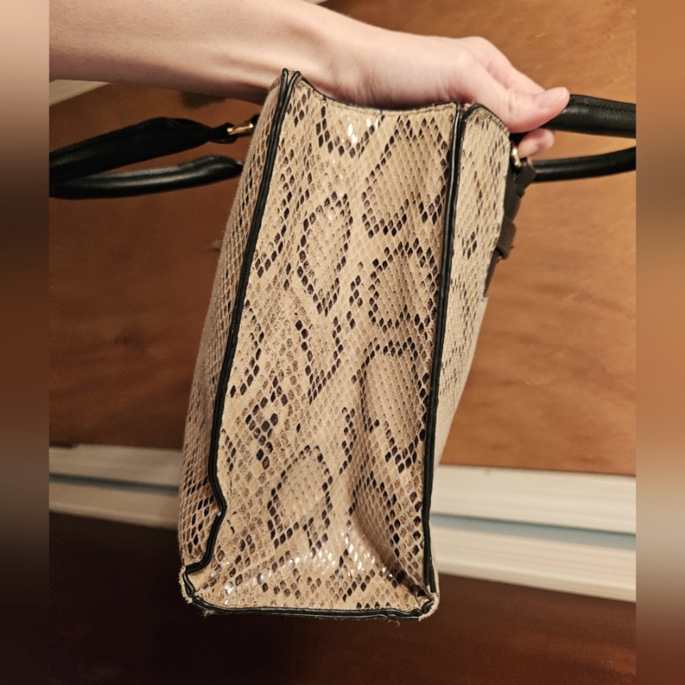 Anne KIein Snake print Handbag + NWT Black Wallet - Picture 4 of 17